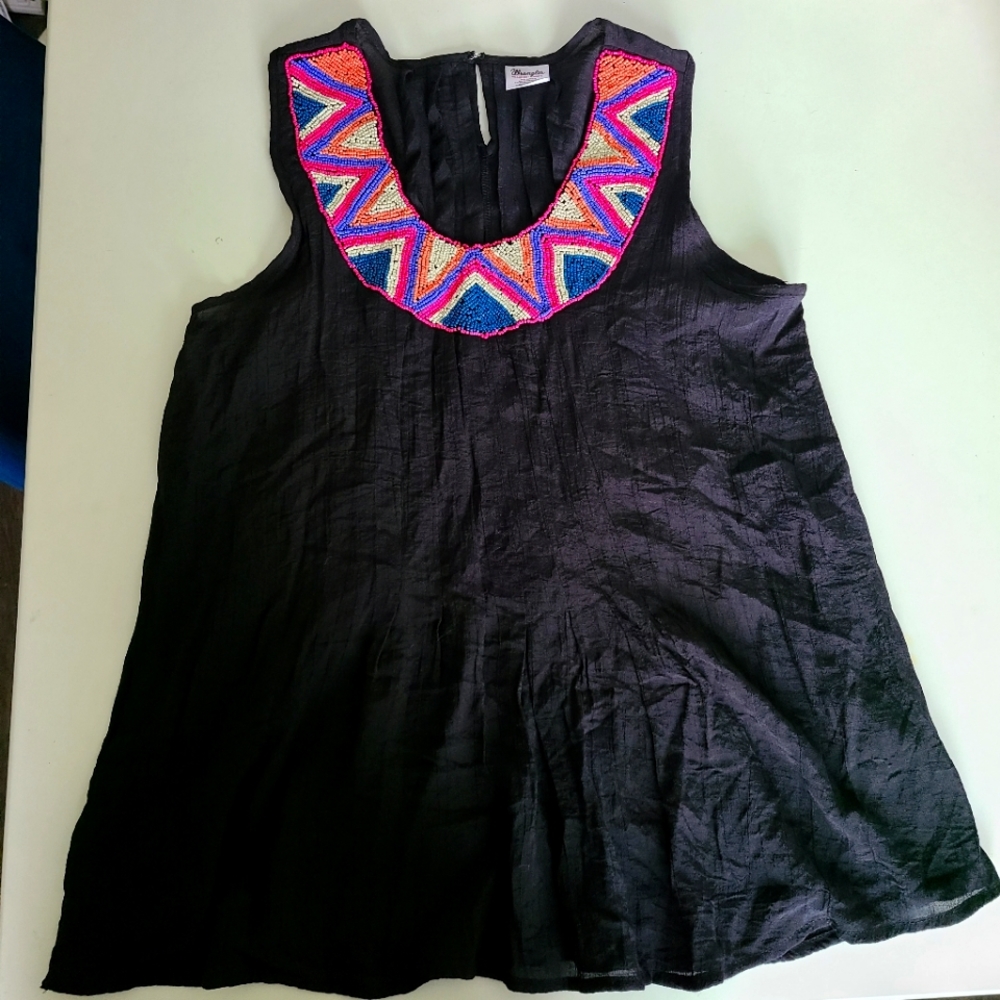 Beaded Neckline Sleeveless Top by Wrangler size Small